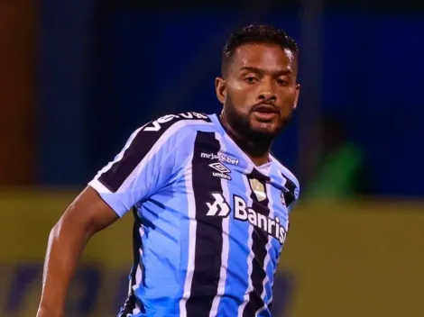 Reinaldo sofre ação após falha em derrota do Grêmio