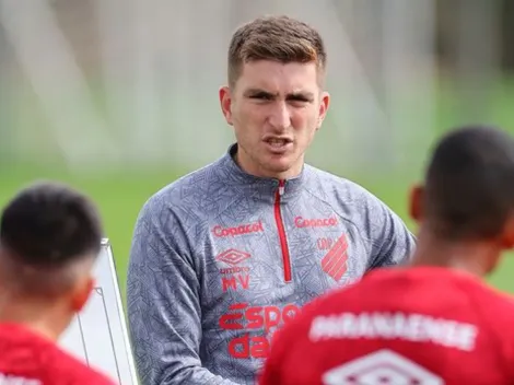 Técnico Martín Varini realiza primeiro treino no Athletico-PR