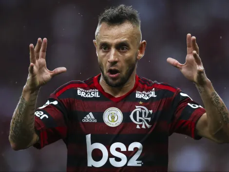 Rafinha quebra silêncio e revela motivo da saída do Flamengo