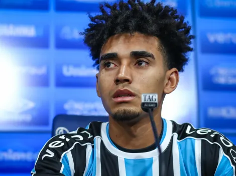 Notícia sobre Du Queiroz 'explode' no Grêmio