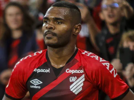 Nikão vira assunto no Athletico com declaração após nova derrota