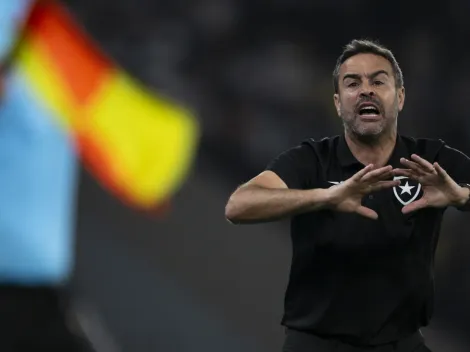 Artur Jorge “não perdoa” arbitragem após eliminação do Botafogo