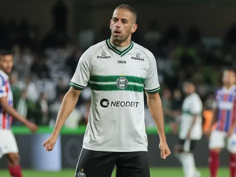 Notícia sobre Slimani bomba no Coritiba