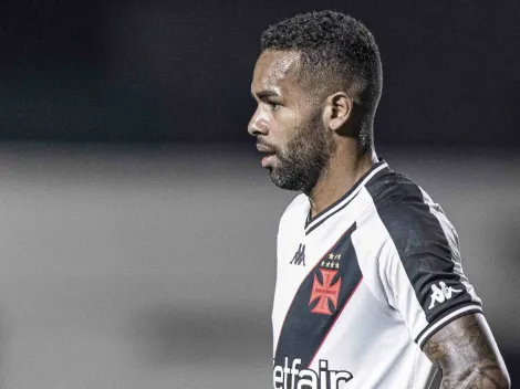 Situação de Alex Teixeira 'ferve' no Vasco