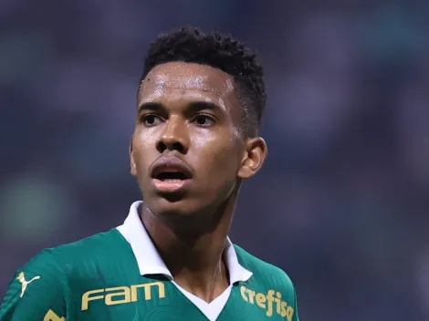 Estêvão ganha possível data de retorno à disposição do Palmeiras