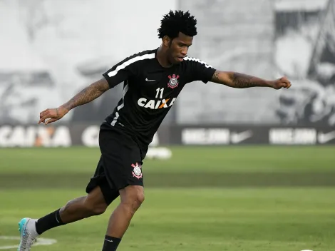 Novidade inesperada sobre Gil chega ao Corinthians