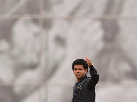 Romarinho vira reforço do Vitória e 'cutuca' o Palmeiras