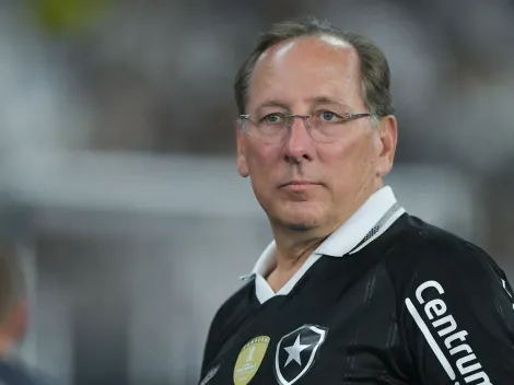 Investidores assumem controle de dona do Botafogo e Textor é investigado