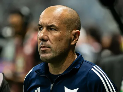 Leonardo Jardim não pode contar com Eduardo e Sinisterra no Cruzeiro