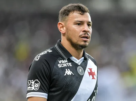 Diniz toma decisão sobre titulares do Vasco após liberação de Hugo Souza no STJD