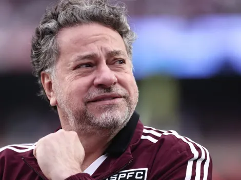 Polícia investiga depósitos milionários em espécie de Casares