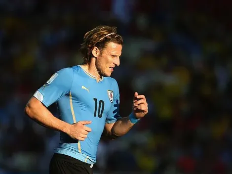 Forlán ve a Viñas como el nuevo referente uruguayo