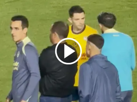 Valdés impresiona y se mete en el papel de DT en pleno juego