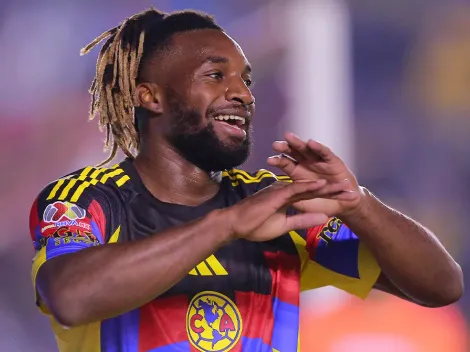 Saint-Maximin se burla de la afición de Pumas con picante mensaje