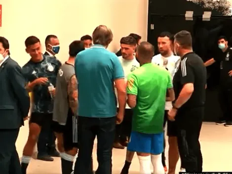 Video: la reacción de Dybala cuando vio a Messi con una pechera de fotógrafo