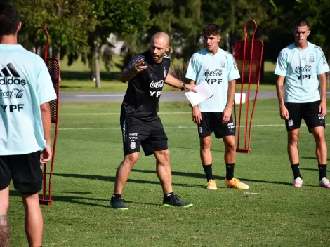 Mascherano comenzó su etapa en la Selección y recibió el apoyo de Messi y Di María