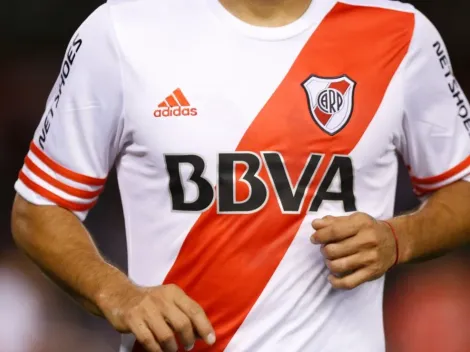 El delantero que podría regresar a River por un conflicto en el exterior