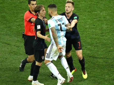 ¿Qué hacen? La imagen de 3 jugadores de la Selección con la camiseta de un verdugo en Rusia 2018