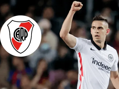 Orgullosos: los 9 jugadores de River que felicitaron a Borré por su golazo al Barcelona