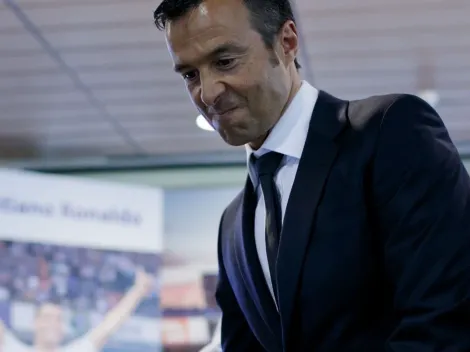 Jorge Mendes aterrizó en Barcelona: ¿Se define el futuro de una figura de la Selección Argentina?