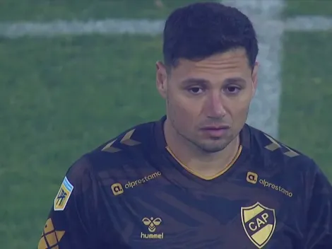 El hostil recibimiento de los hinchas de Vélez a Mauro Zárate