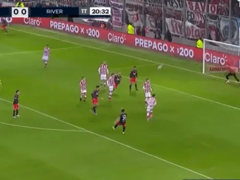 VIDEO | El golazo a lo Roberto Carlos de Casco que pone arriba a River