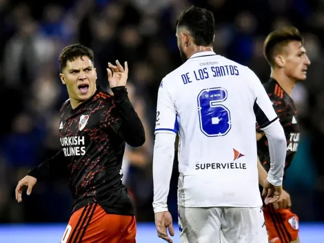 ¿Qué se dijeron? El polémico y fuerte cruce de Juanfer Quintero y De los Santos en Vélez - River