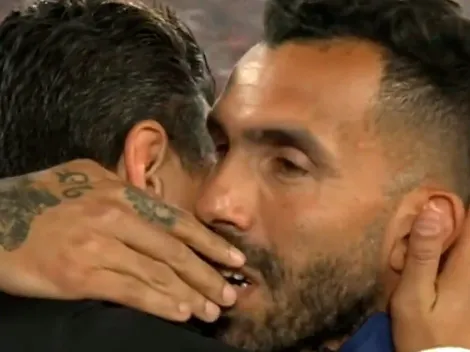 ¿Qué le dijo? Tevez se cruzó con Gallardo en su despedida del Monumental