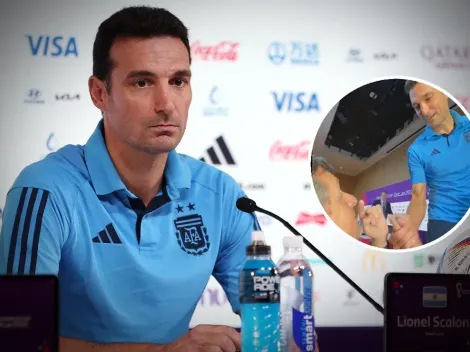 "Te lo voy a aceptar": el regalo que le hicieron a Scaloni en plena conferencia de prensa