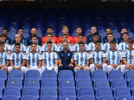 La foto más esperada: la camiseta de la Selección con las 3 estrellas y los dorsales del Sub 20