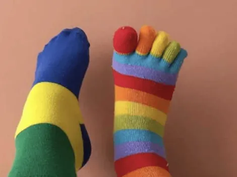 ¿Por qué se usan medias diferentes el Día del Síndrome de Down 2023?