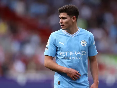 Los hinchas de Manchester City quieren a Julián Álvarez de titular