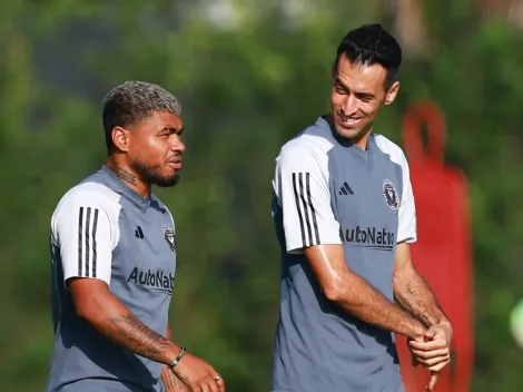 Le dio un regalo: así se despidió Busquets de Josef Martínez