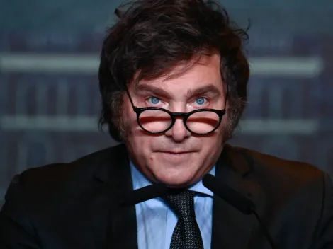 Javier Milei se sumó a la polémica: el sugestivo like en apoyo a Carlos Tevez y en contra de la AFA