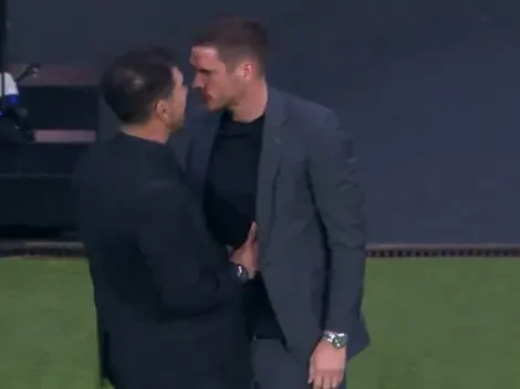 VIDEO | Diego Simeone se enojó y casi se va a las piñas con el director deportivo de Borussia Dortmund