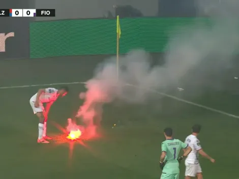 VIDEO | Nico González se enojó con sus hinchas y pateó una bengala