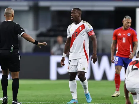 Luis Advíncula salió lesionado en Perú vs. Chile