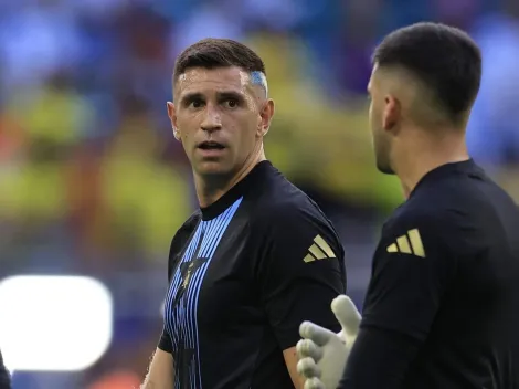 VIDEO | El gesto de Dibu Martínez al conocerse que se demoró la final de Argentina vs. Colombia