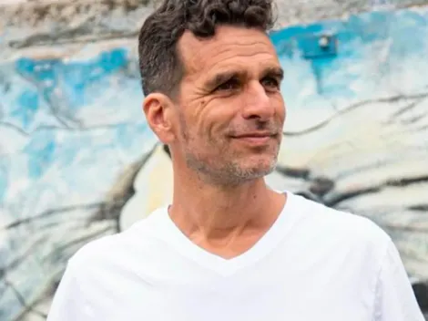 Debutó en Boca, rockero, forma parte de una revista y trabaja en otro grande de Argentina