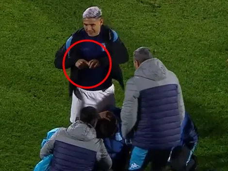 Los gestos obscenos de Maxi Salas a los hinchas de Newell's tras la victoria de Racing