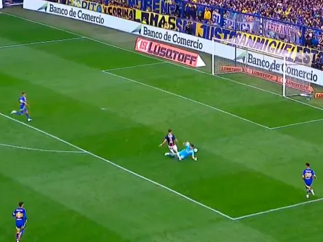 ¿Era penal para San Lorenzo? Brey bajó a Vombergar dentro del área y el VAR no llamó a revisión