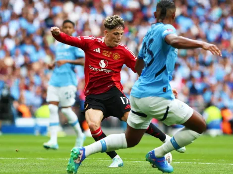 Icono del Manchester United elogió a Garnacho: "Le dan la pelota y va a destruir a los defensores"