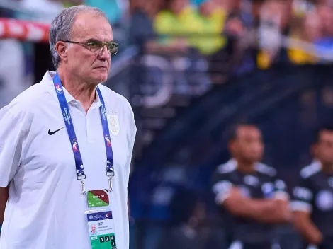 Destapan un escándalo entre Bielsa y un jugador de la Selección de Uruguay: "Lo puso de alcanzapelotas"