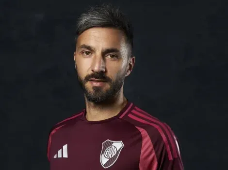 ¿A pedido del público? Nacho Scocco presentó la nueva camiseta de River