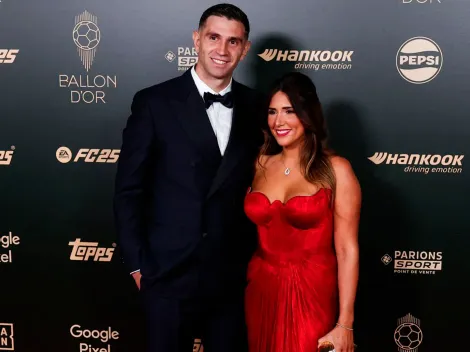 La reacción de Dibu Martínez al abucheo de los franceses en su llegada a la gala del Balón de Oro 2024