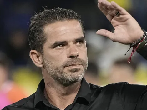 Chicharito Hernández liquidó a Fernando Gago por su salida de Chivas a Boca: "El problema son las formas"