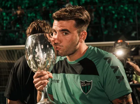 Pertenece a Boca, llegó a probarse en Barcelona y enfrentará a River con San Martín de San Juan