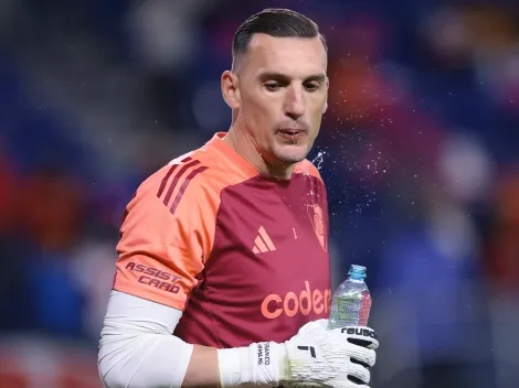 A Franco Armani le preguntaron por la lesión de Cavani y fue contundente