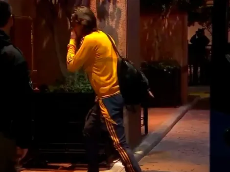 “¡Ladrones!”: los hinchas de Boca insultaron a Cavani, Marcos Rojo y el Consejo de Fútbol en la puerta del hotel