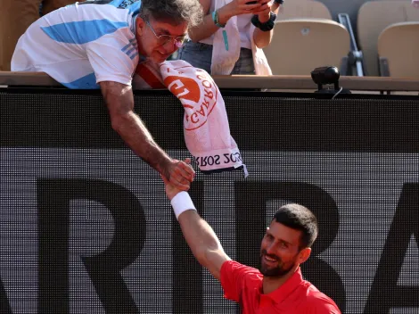 El gesto de Djokovic con un fanático argentino en pleno Roland Garros que involucró a Messi